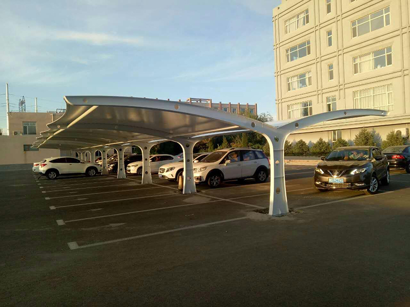 膜結構汽車棚