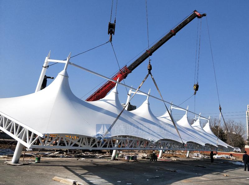 學校膜結構看臺